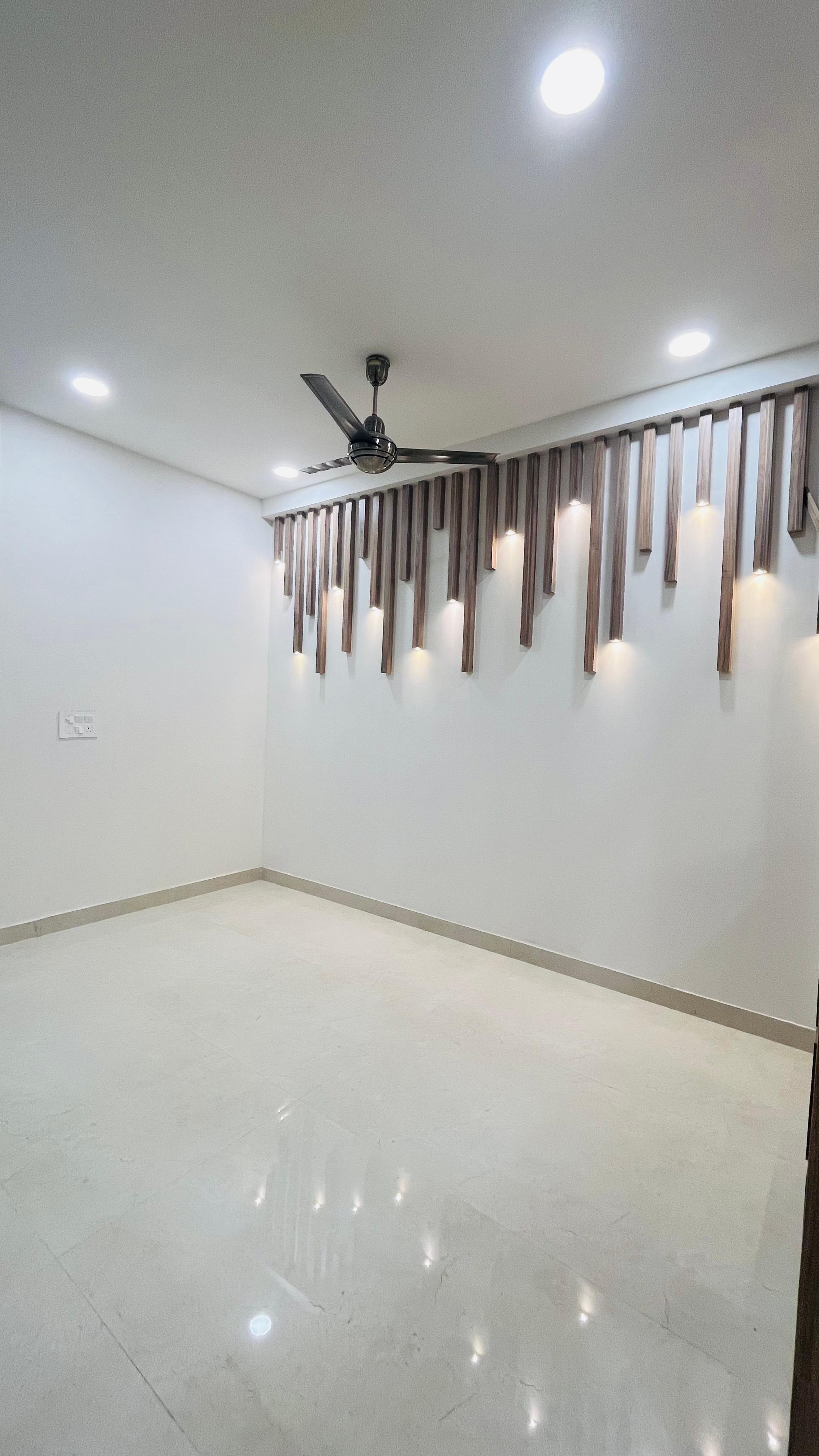 4 BHK Flat in Shakti Khand, Indirapuram Ghaziabad For Sale