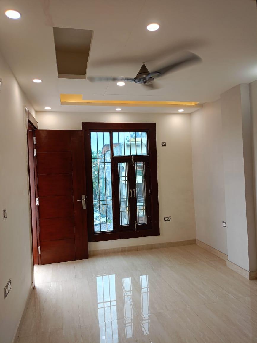 4 BHK IN INDIRAPURAM GHAZIABAD