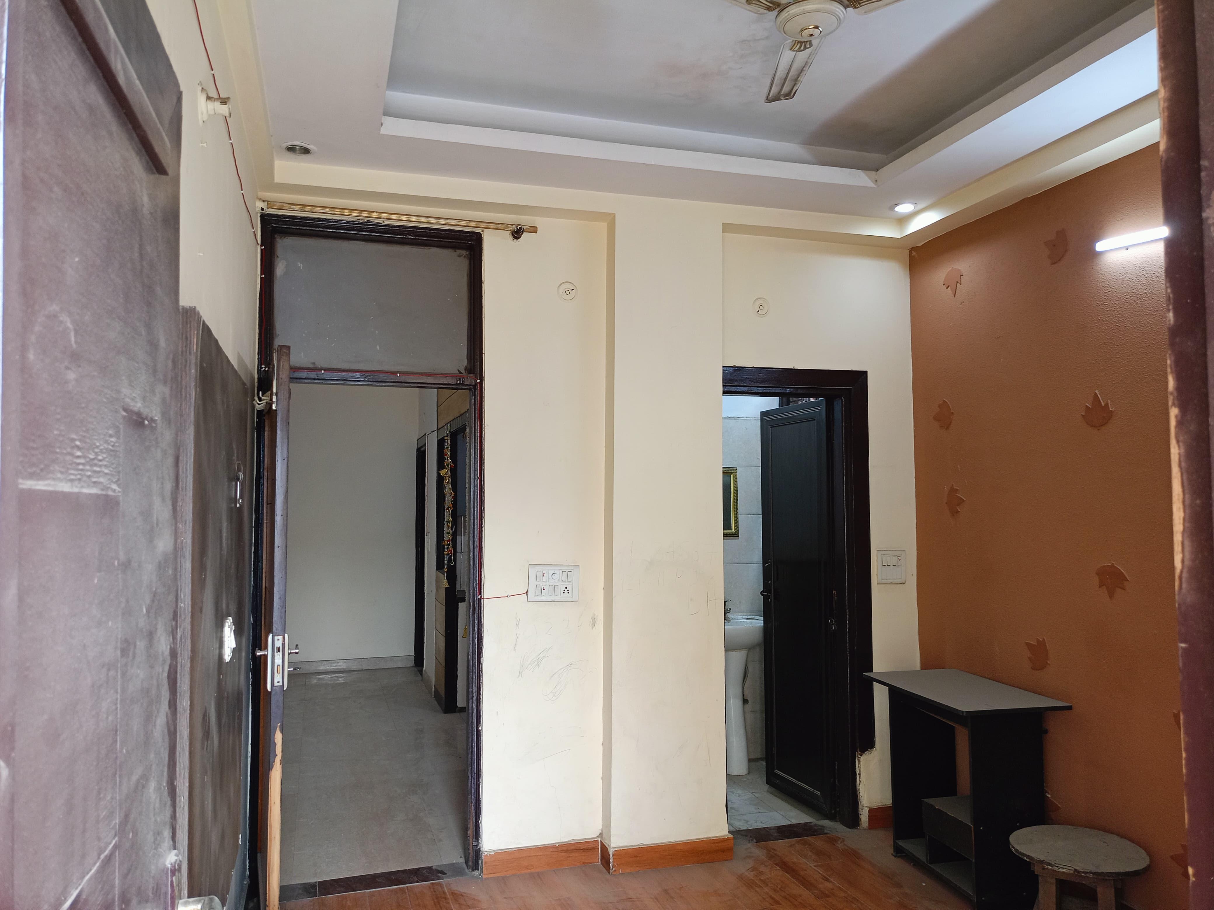 2 BHK For Sale In Niti khand 1