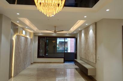 4 BHK FLAT FOR SALE IN NITI KHAND, INDIRAPURAM