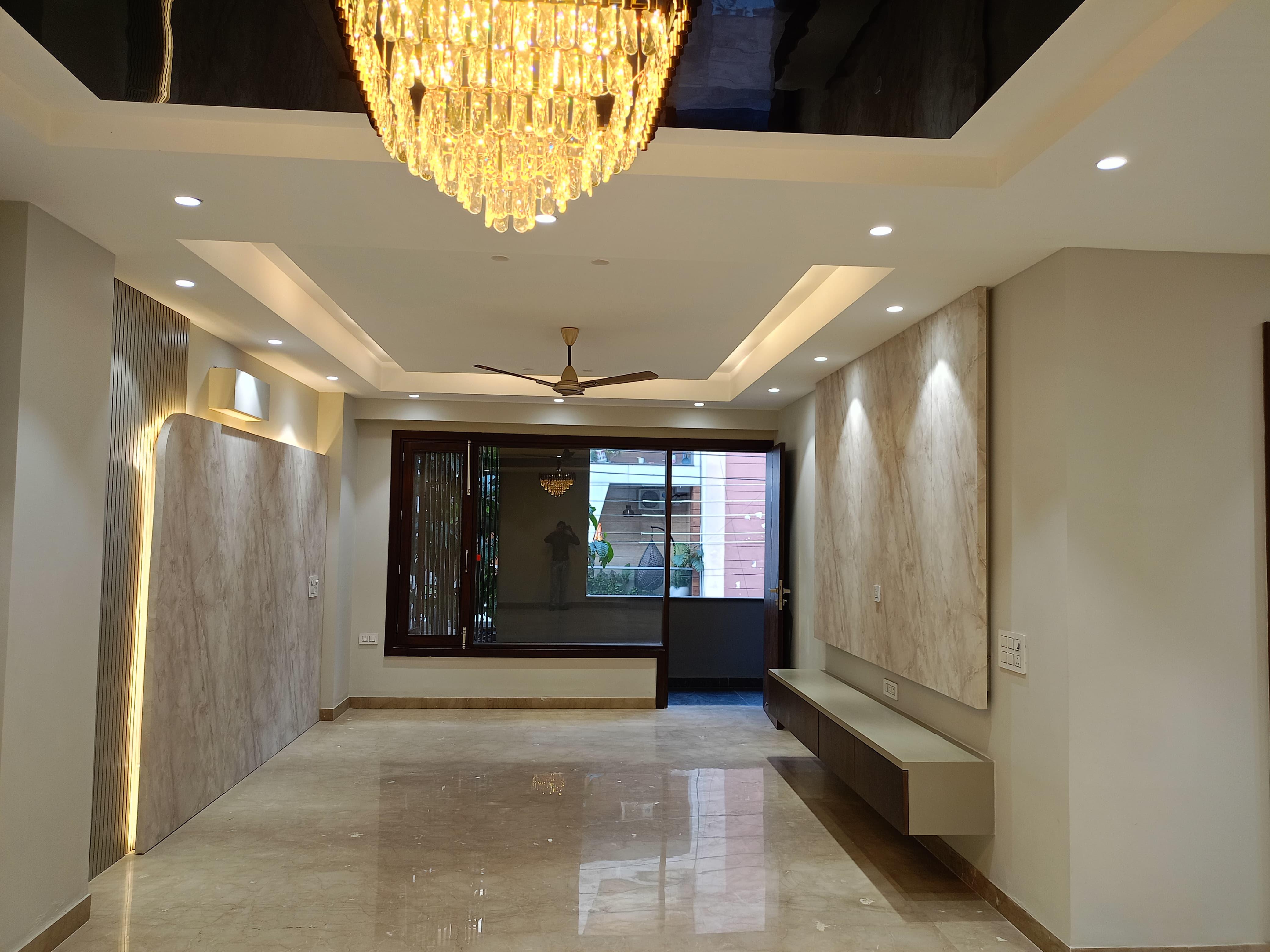 4 BHK FLAT FOR SALE NITI KHANDIN INDIRAPURAM