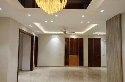 4 BHK FLAT FOR SALE NITI KHANDIN INDIRAPURAM