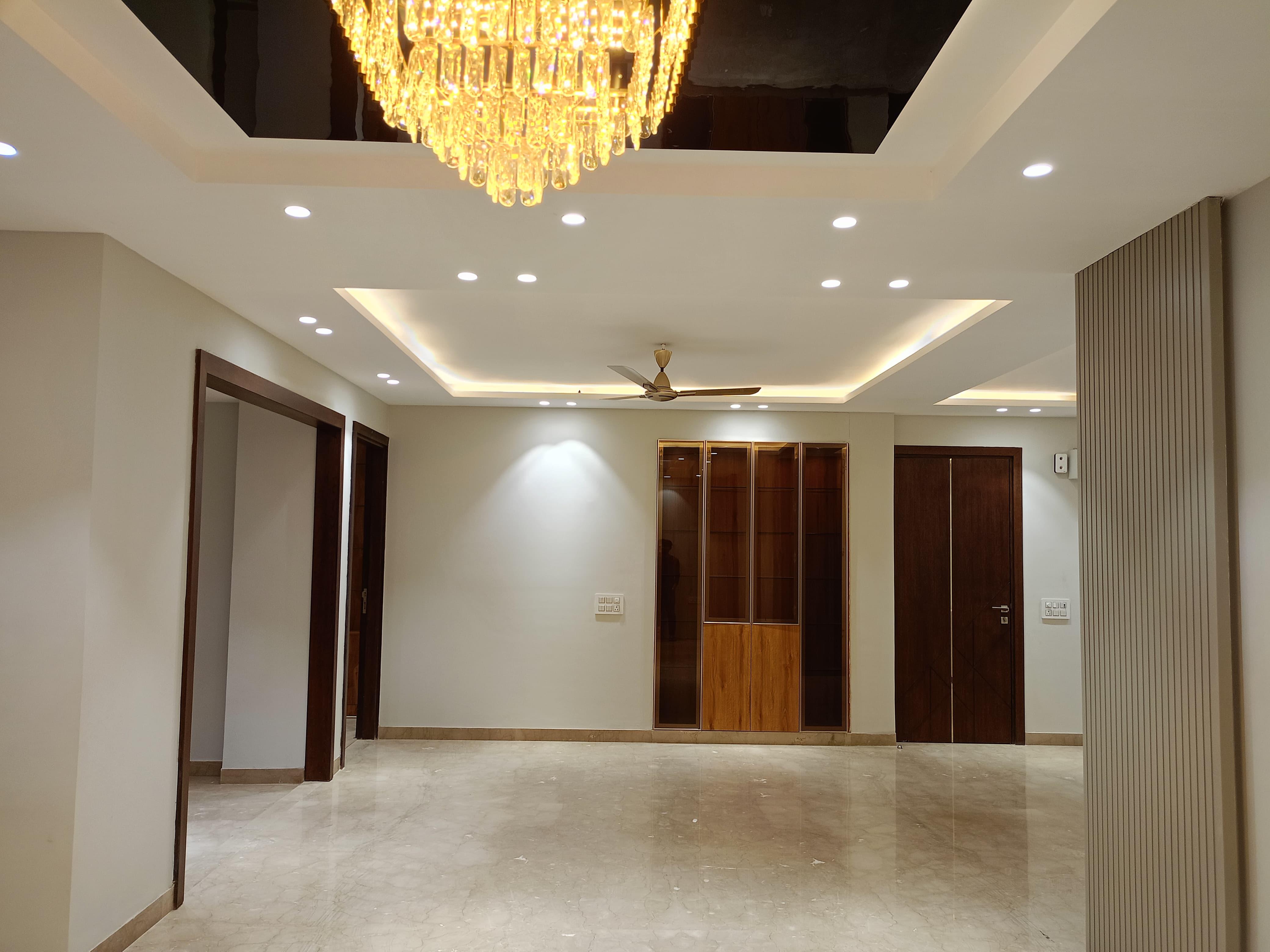 4 BHK FLAT FOR SALE NITI KHANDIN INDIRAPURAM