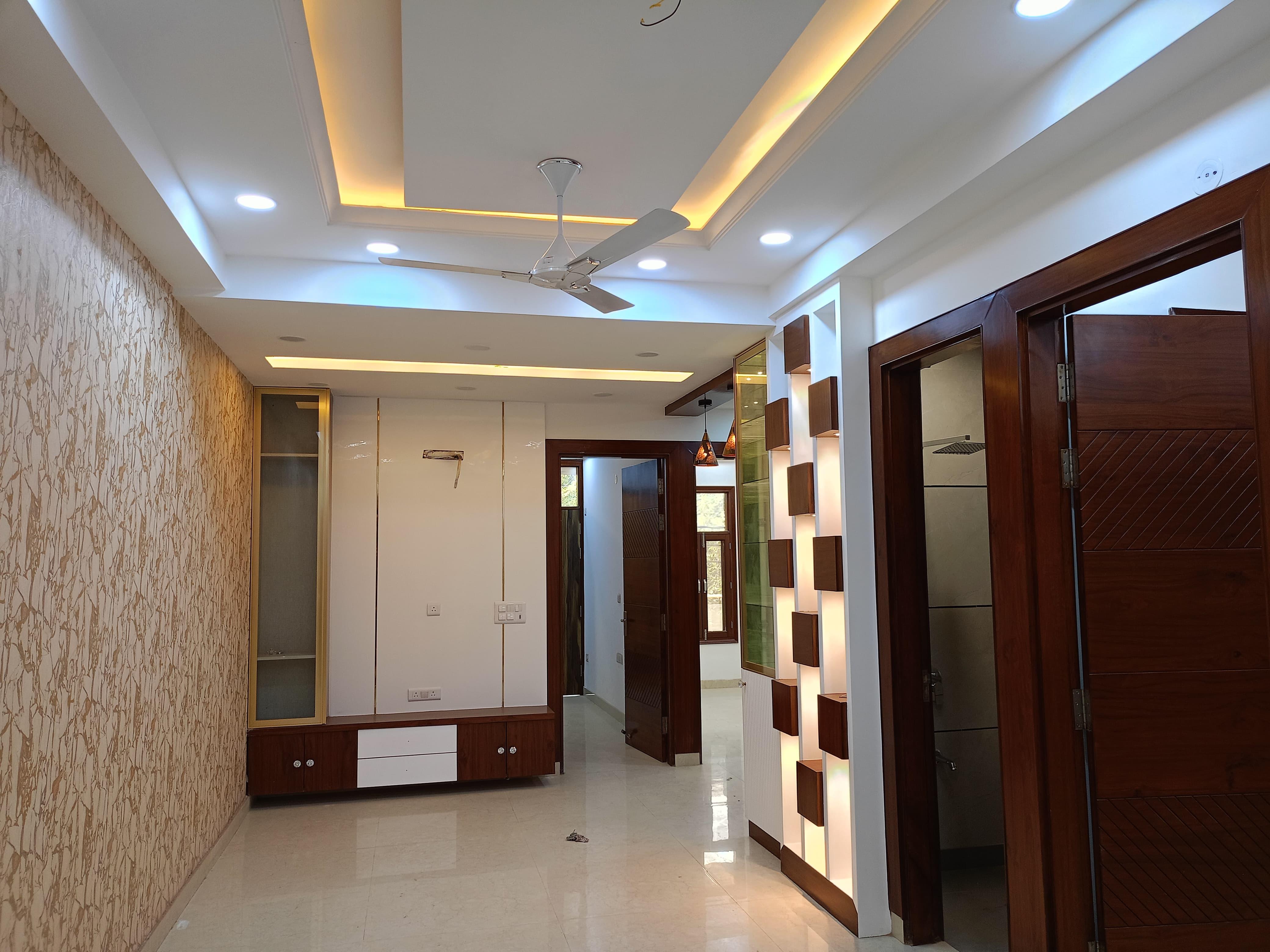 2 BHK FOR SALE PROPERTY SHAKTI KHAND IN INDIRAPURAM