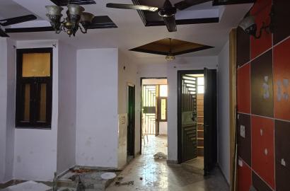 3 BHK FOR RENT PROPERTY SHAKTI KHAND IN INDIRAPURAM