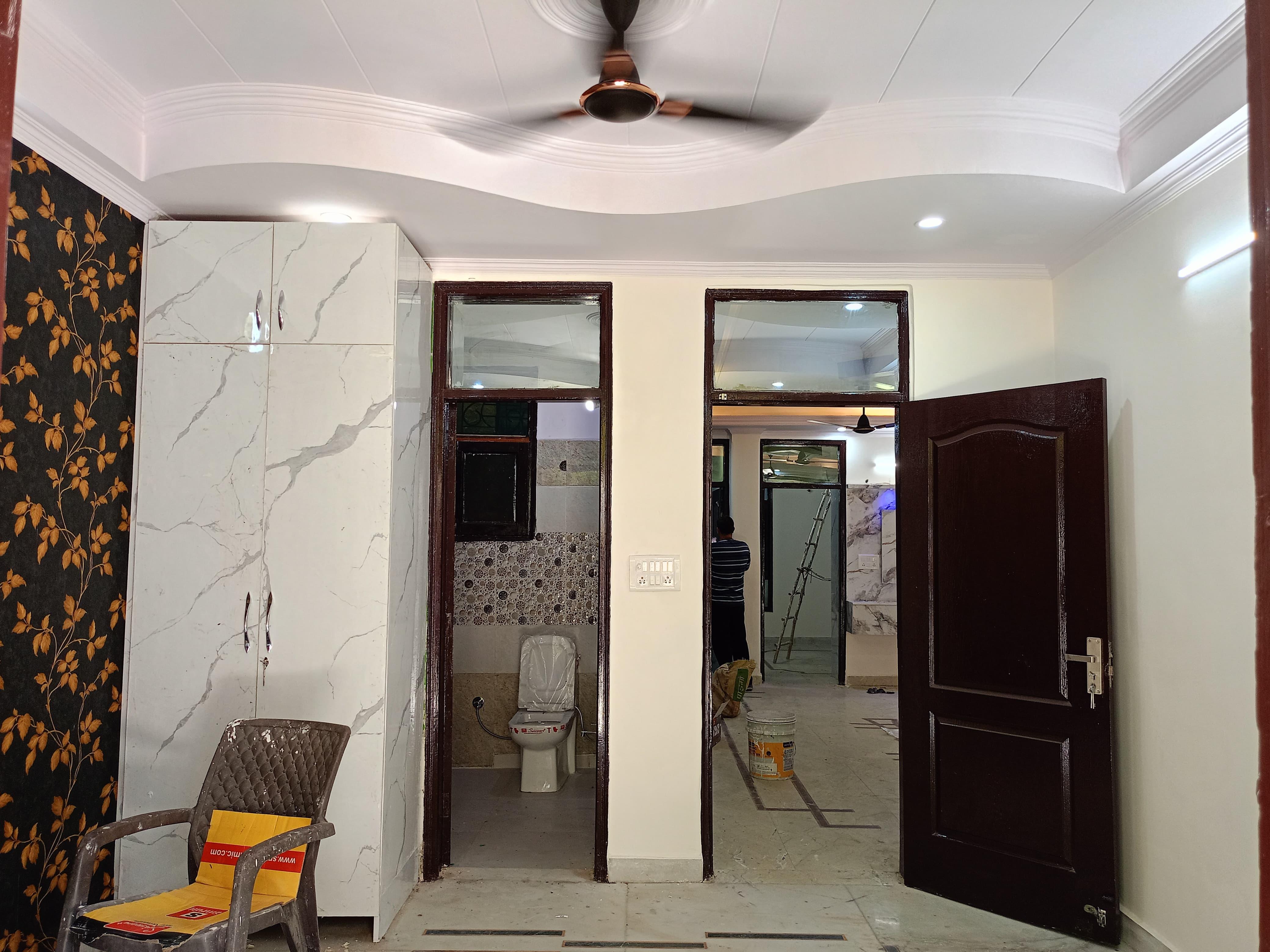 3 BHK FOR RESALE PROPERTY IN SHAKTI KHAND , INDRAPURAM