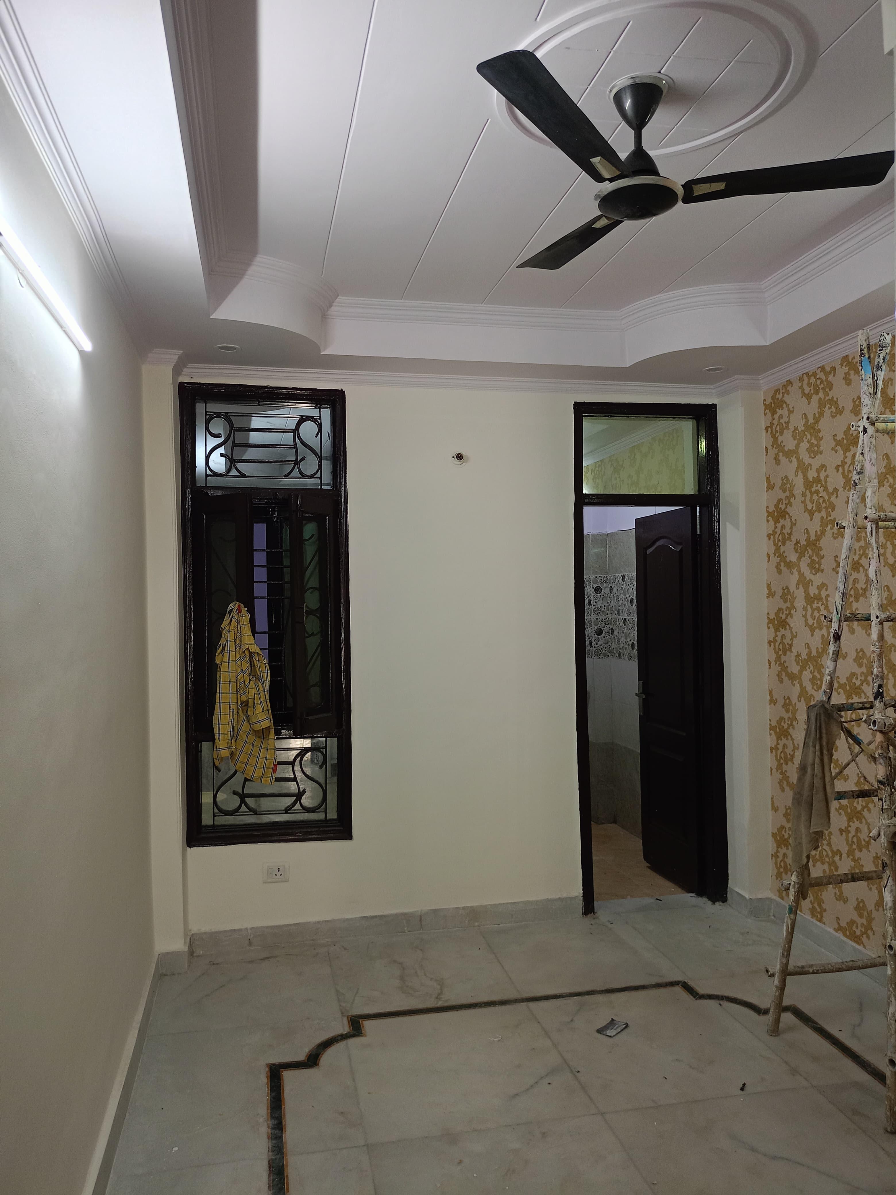 3 BHK FOR RESALE PROPERTY IN SHAKTI KHAND , INDRAPURAM