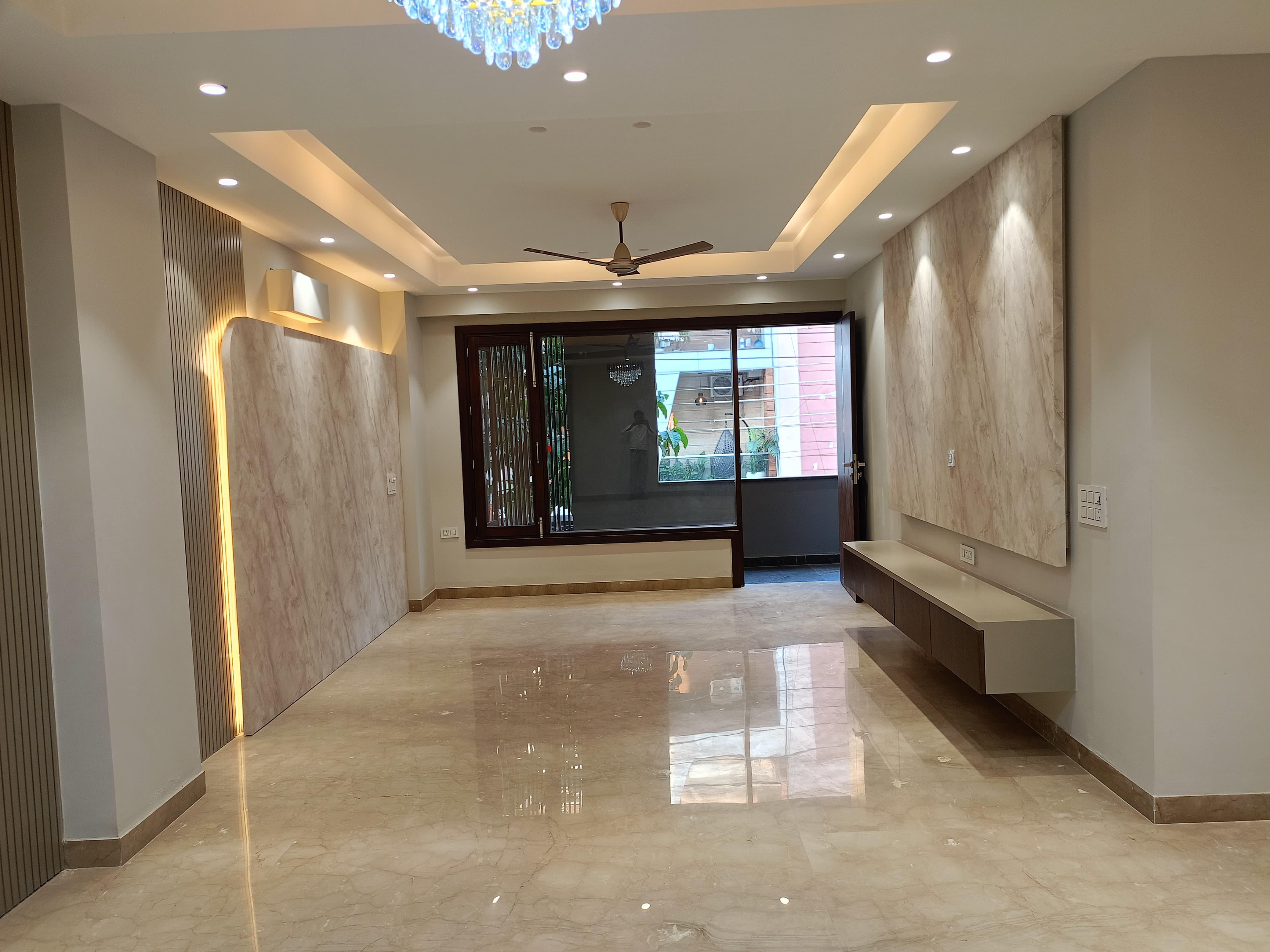 4 BHK FLAT FOR SALE IN NITI KHAND, INDIRAPURAM