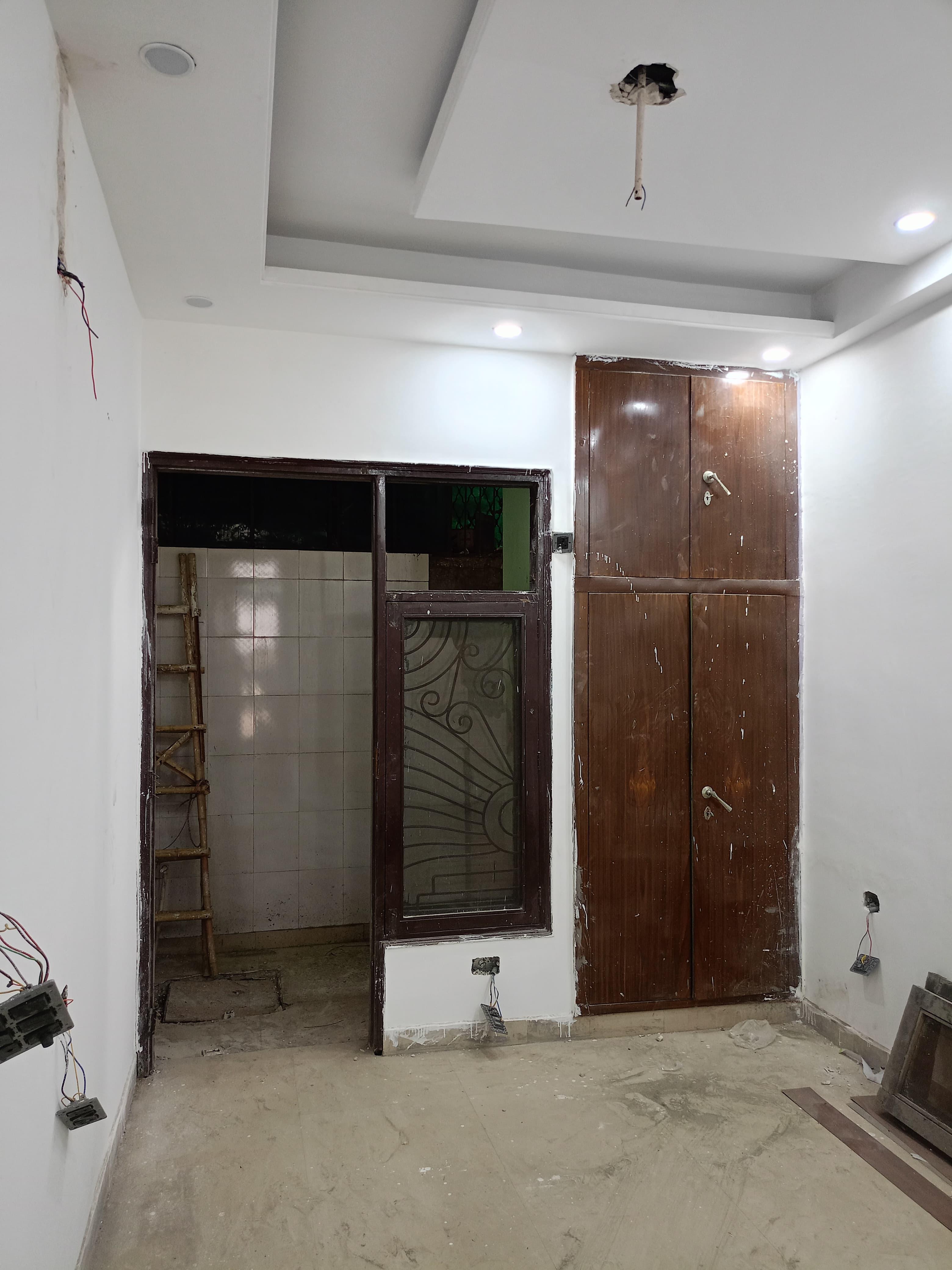 3 BHK FOR RESALE PROPERTY IN SHAKTI KHAND INDIRAPURAM