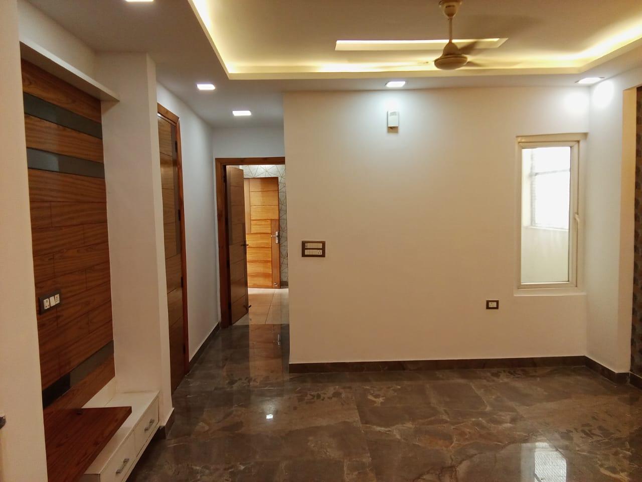 3 BHK FOR RENT IN SHAKTI KHAND INDIRAPURAM