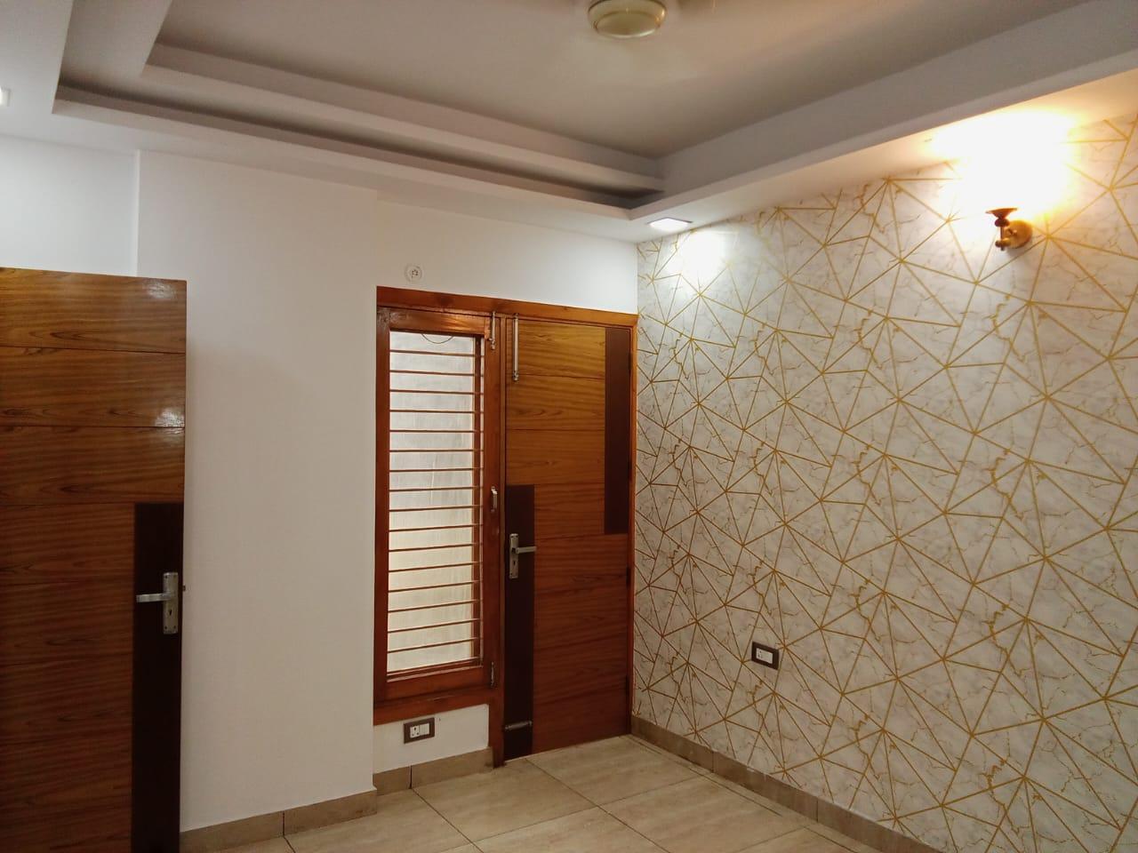 3 BHK FOR RENT IN SHAKTI KHAND INDIRAPURAM